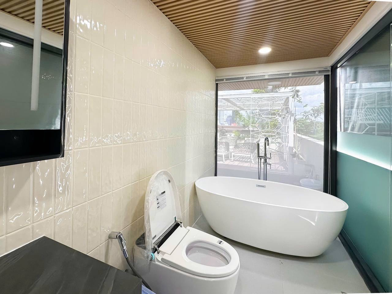 Duplex 4 Bedroom Galleria Apartment For Rent in Thu Thiem, District 2 220sqm 4,000 USD/month
