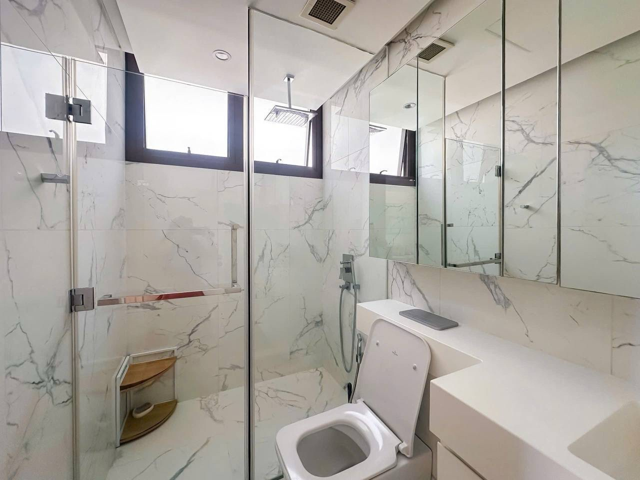 Duplex 4 Bedroom Galleria Apartment For Rent in Thu Thiem, District 2 220sqm 4,000 USD/month