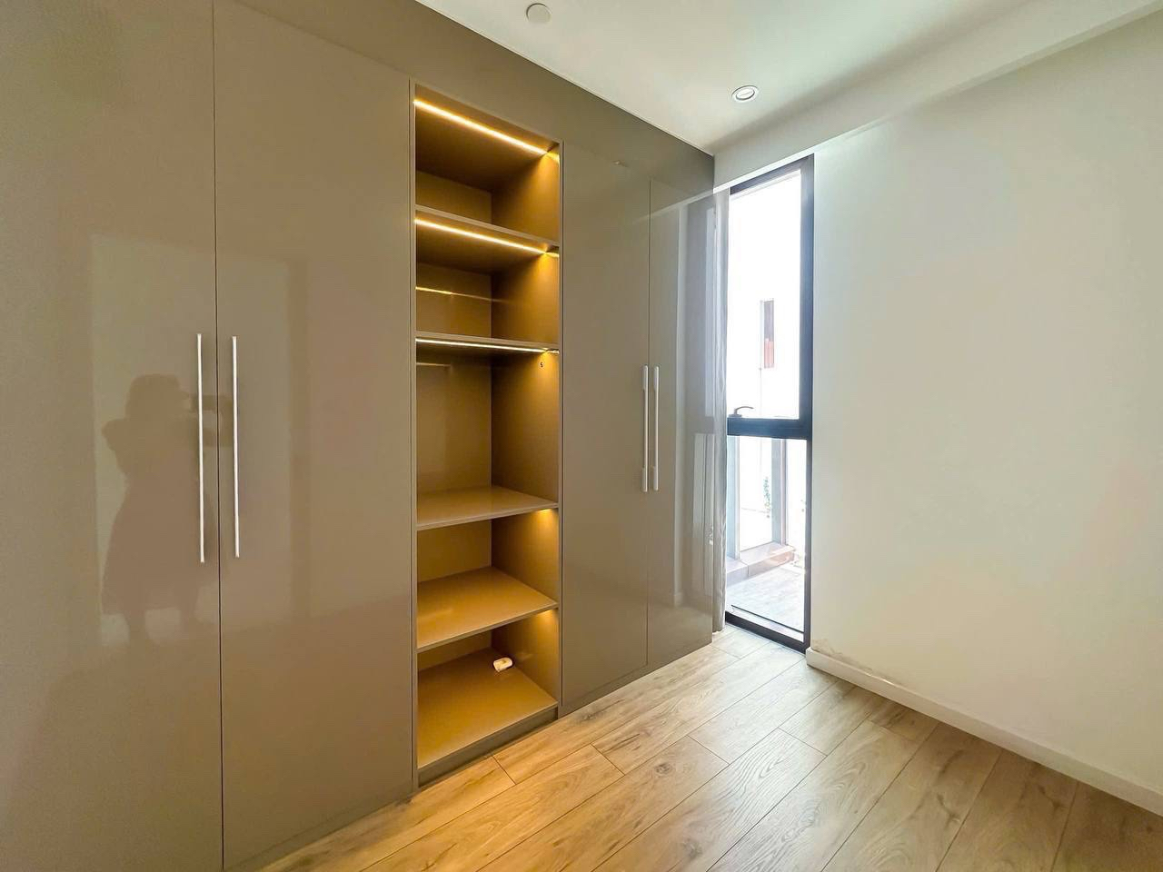 Duplex 4 Bedroom Galleria Apartment For Rent in Thu Thiem, District 2 220sqm 4,000 USD/month