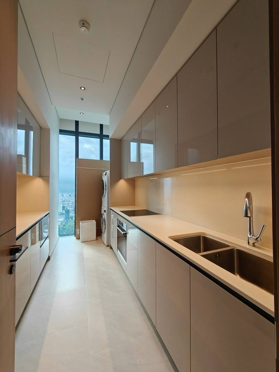 Grand Marina Saigon Apartment for Rent in District 1, HCMC 186sqm 8,000 USD/month