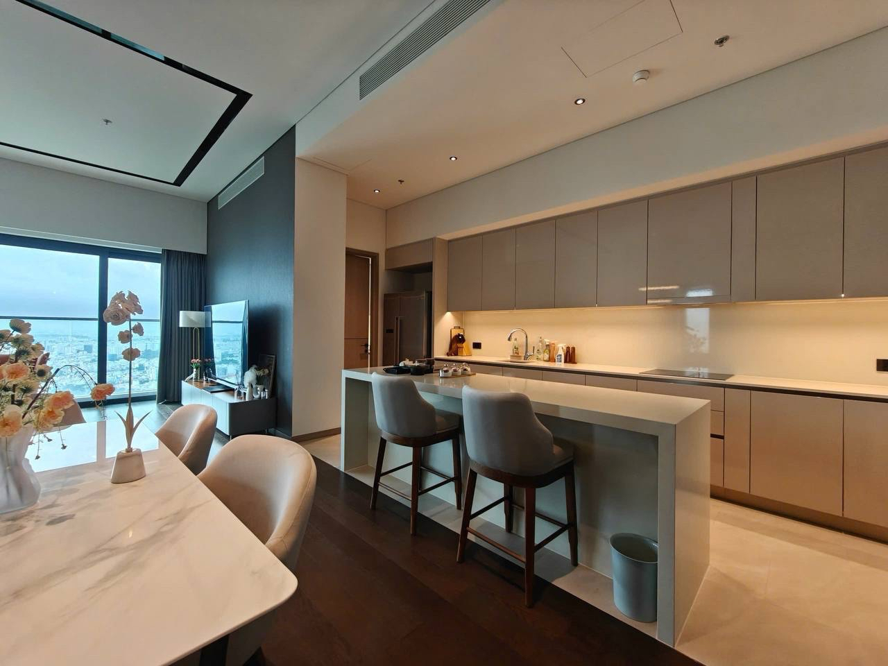 Grand Marina Saigon Apartment for Rent in District 1, HCMC 186sqm 8,000 USD/month