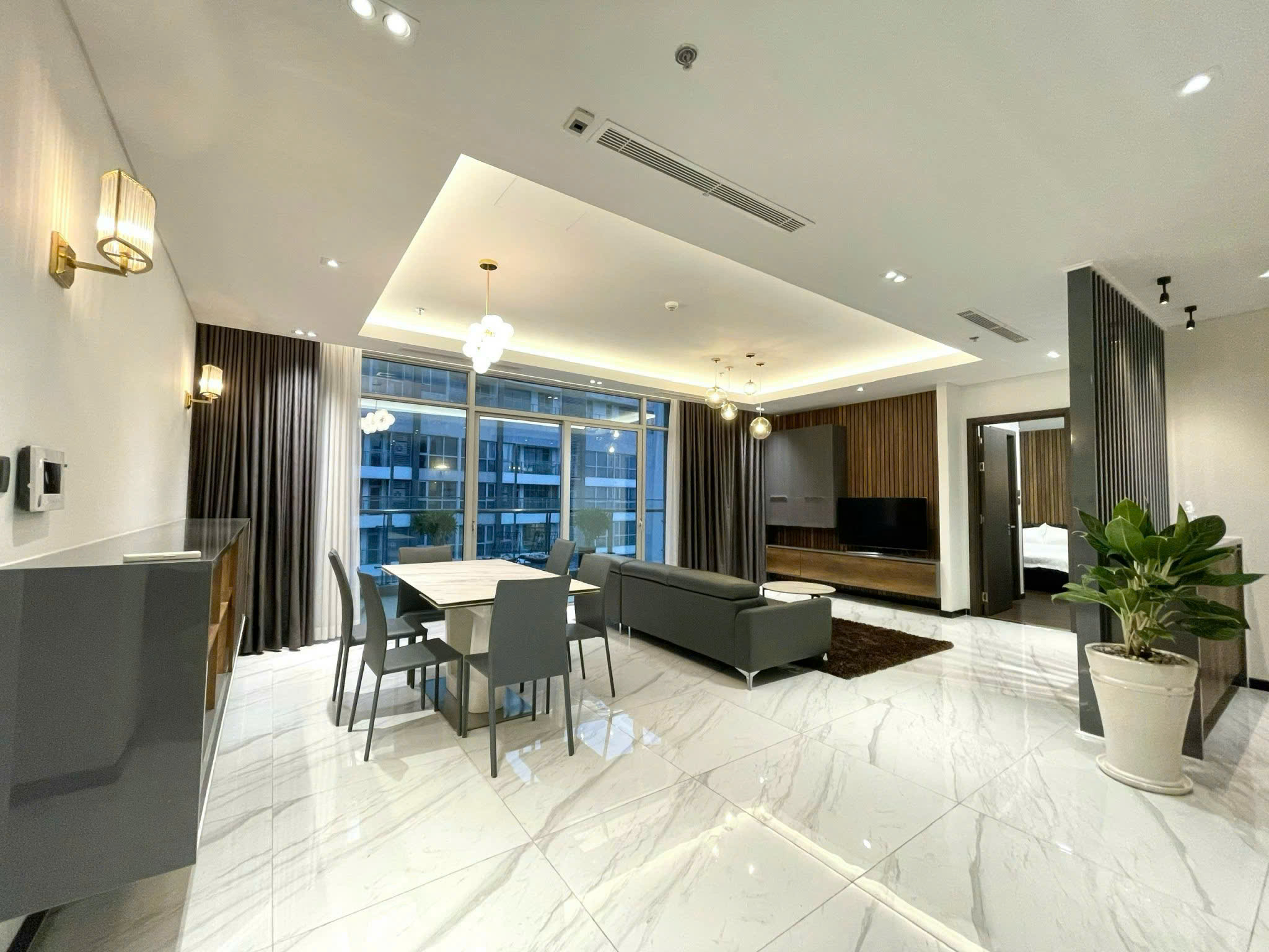 Penthouse for Rent Vinhomes Central Park Binh Thanh HCMC 180sqm 3,500 USD/month