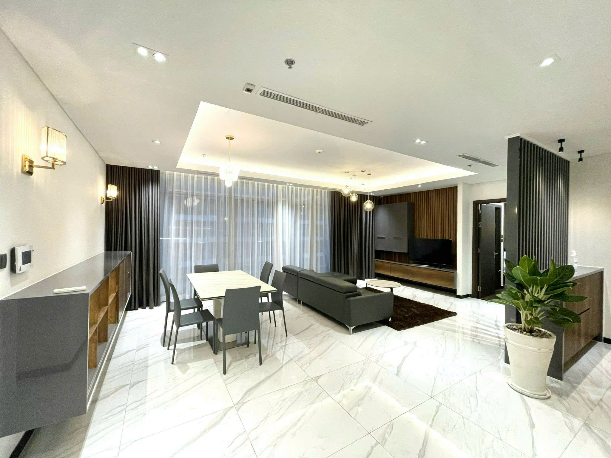 Penthouse for Rent Vinhomes Central Park Binh Thanh HCMC 180sqm 3,500 USD/month
