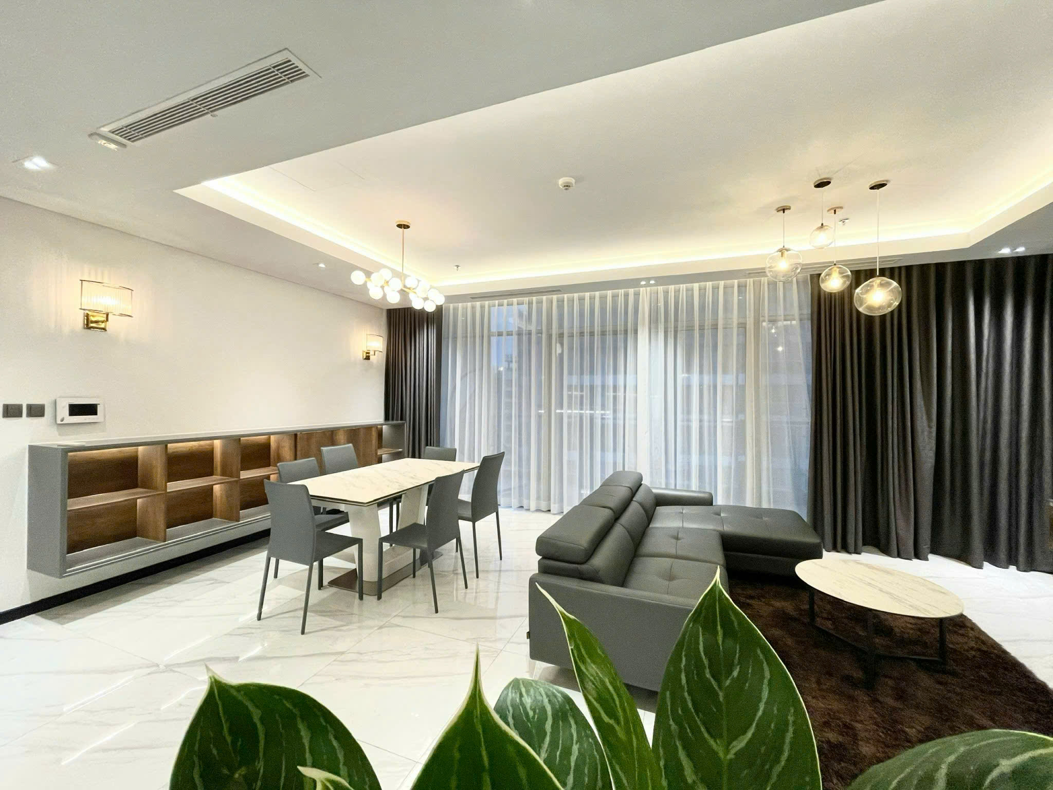 Penthouse for Rent Vinhomes Central Park Binh Thanh HCMC 180sqm 3,500 USD/month