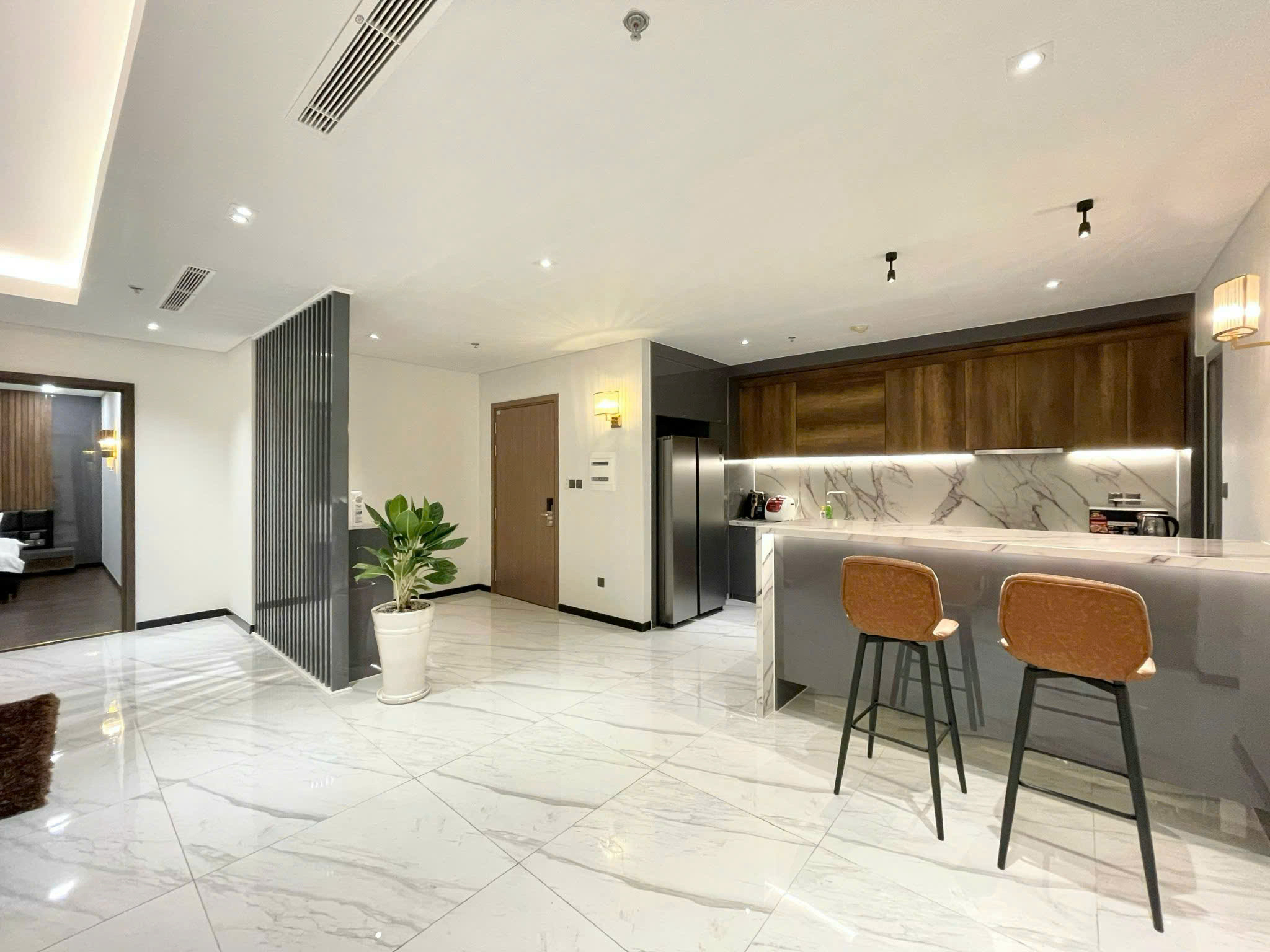 Penthouse for Rent Vinhomes Central Park Binh Thanh HCMC 180sqm 3,500 USD/month