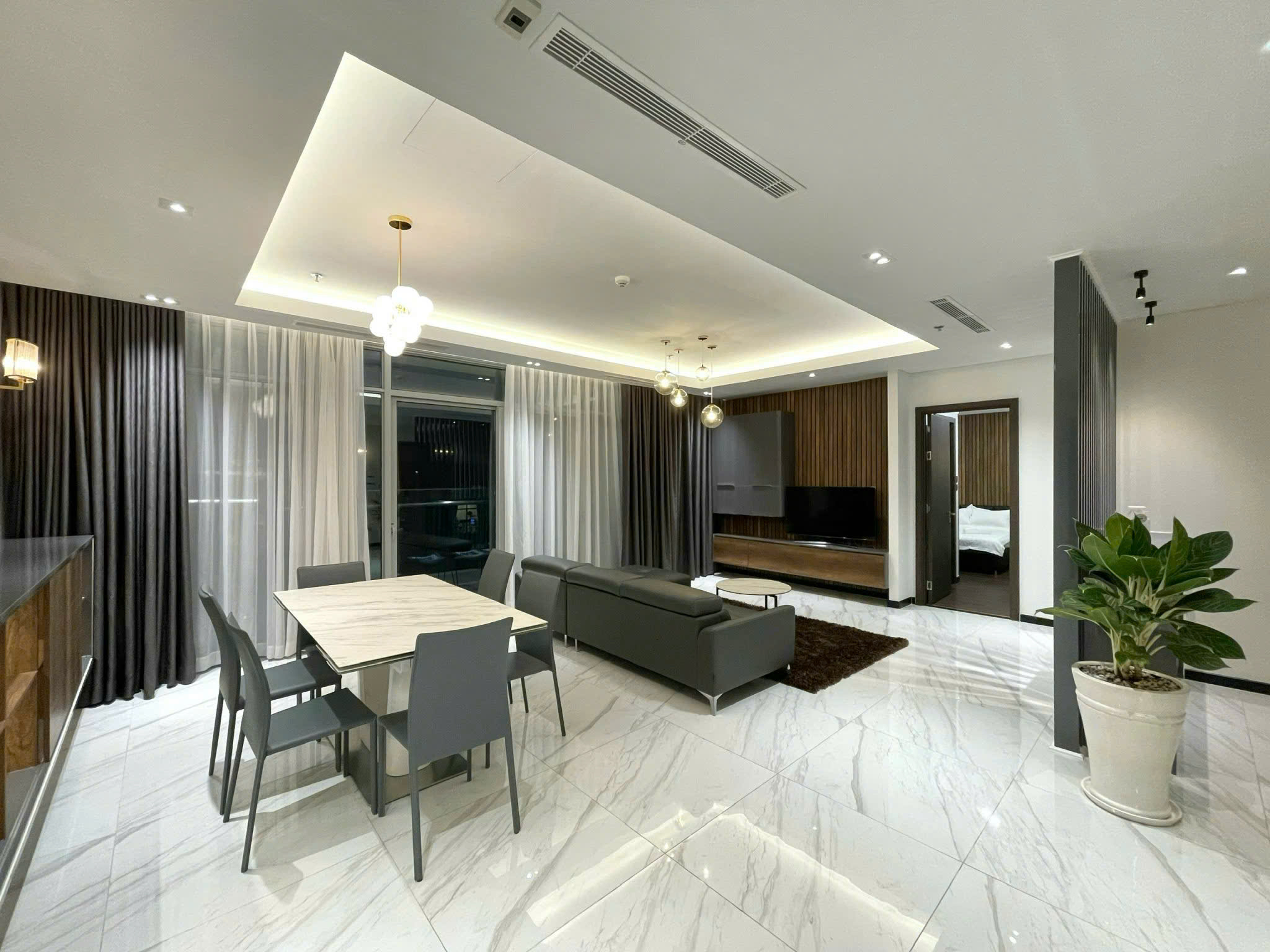 Penthouse for Rent Vinhomes Central Park Binh Thanh HCMC 180sqm 3,500 USD/month