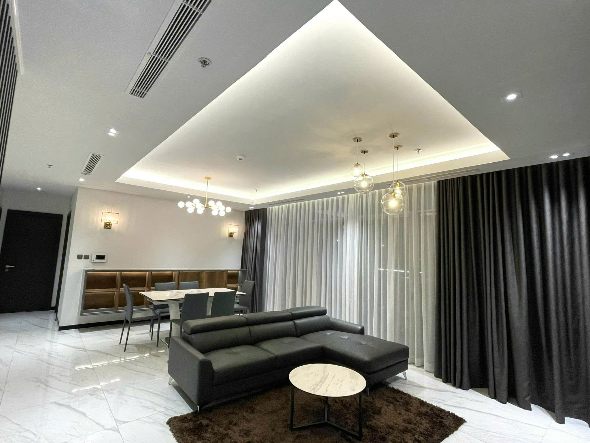 Penthouse for Rent Vinhomes Central Park Binh Thanh HCMC 180sqm 3,500 USD/month