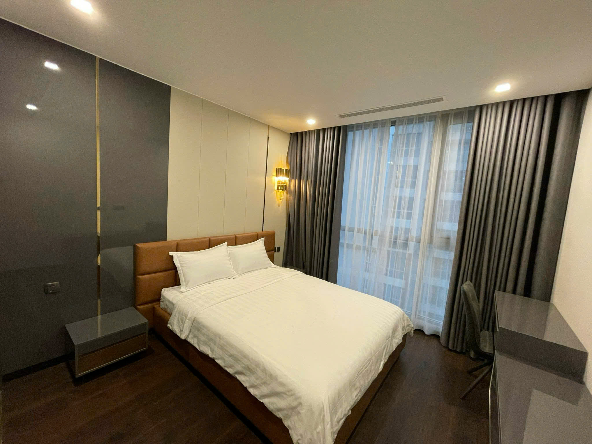 Penthouse for Rent Vinhomes Central Park Binh Thanh HCMC 180sqm 3,500 USD/month