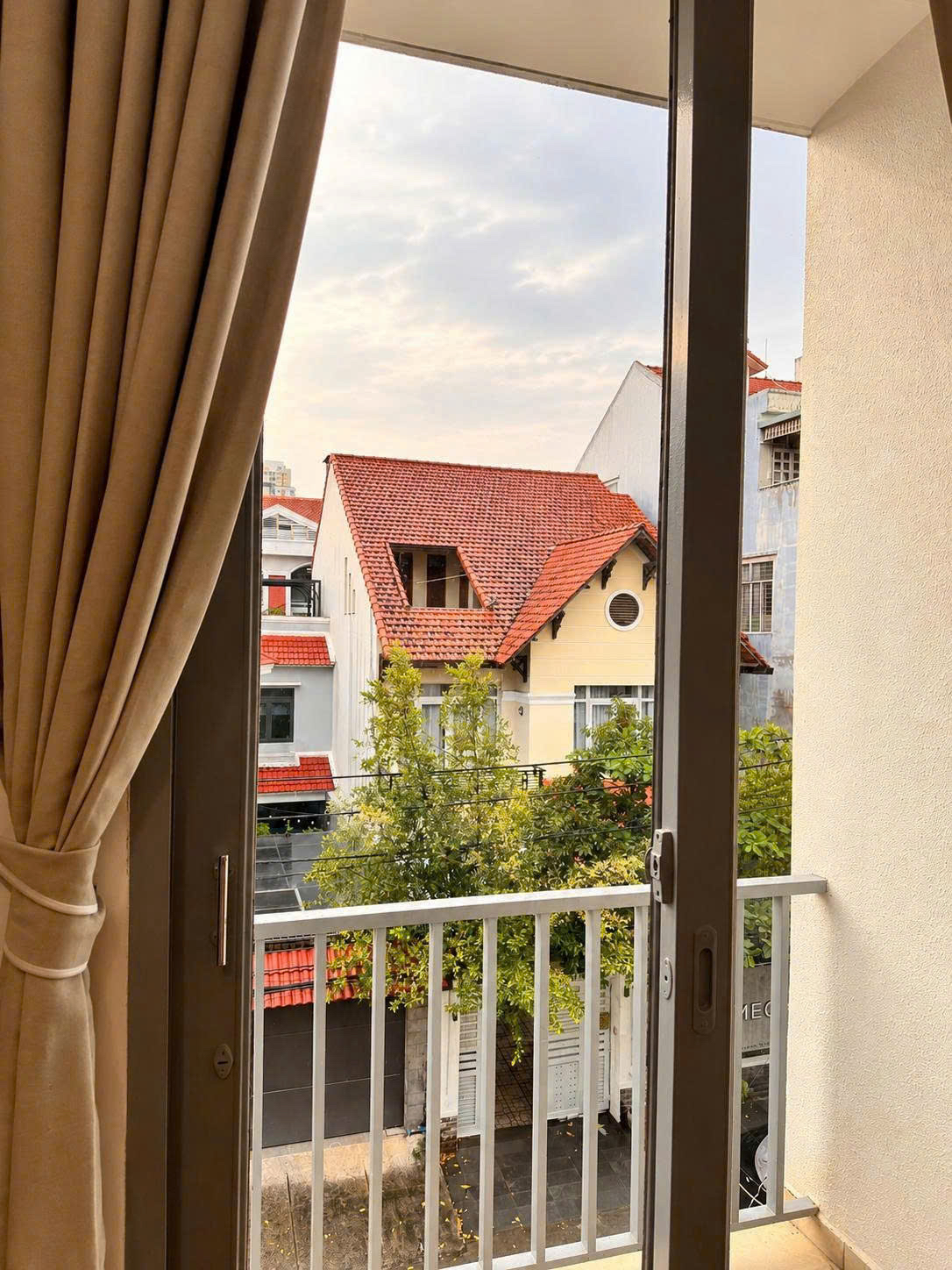 5-Bedroom House for Rent Thao Dien, $3,300/month 400sqm 3,300 USD/month