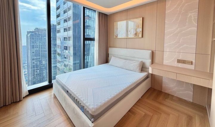4-Bedroom Apartment Vinhomes Golden River, District 1 - $5,682/month 160sqm 5,682 USD/month