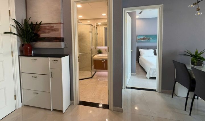 1-Bedroom Apartment Vinhomes Golden River, District 1 - $795/month 50sqm 795 USD/month