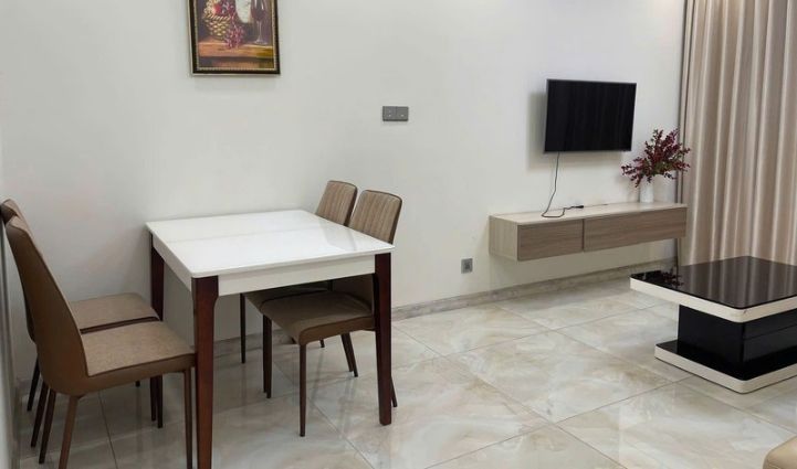 1-Bedroom Apartment Vinhomes Golden River, District 1 - $909/month 49sqm 909 USD/month