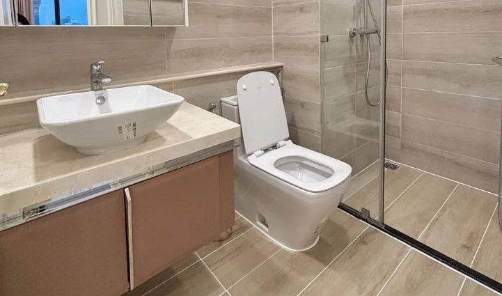 2-Bedroom Luxury Apartment Vinhomes Golden River - $1,704/month 79sqm 1,704 USD/month