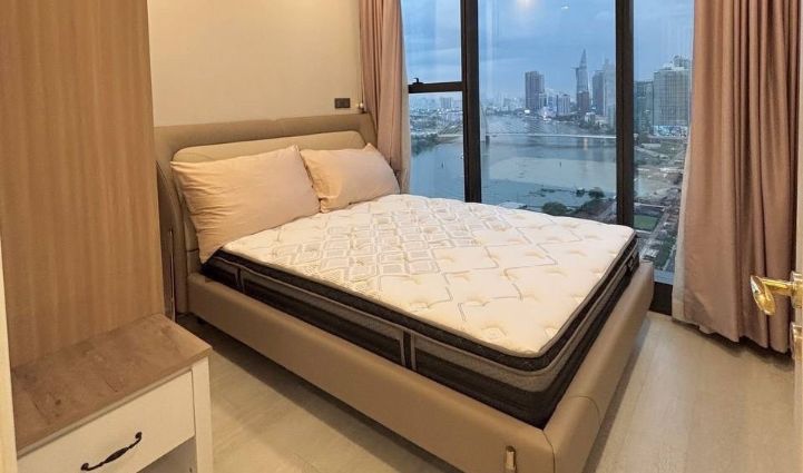 2-Bedroom Luxury Apartment Vinhomes Golden River - $1,704/month 79sqm 1,704 USD/month