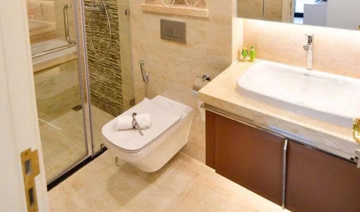 2-Bedroom Serviced Apartment Vinhomes Golden River, District 1 - $1212/month 72sqm 1,212 USD/month