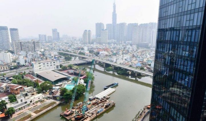 2-Bedroom Serviced Apartment Vinhomes Golden River, District 1 - $1212/month 72sqm 1,212 USD/month