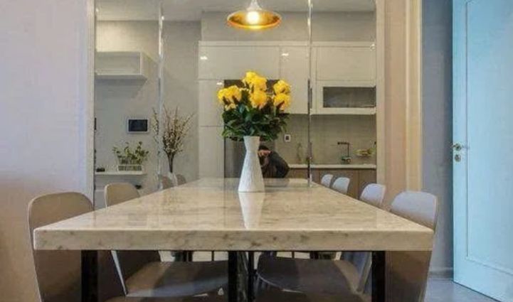 1-Bedroom Apartment Vinhomes Golden River, Saigon Ward - $947/month 50sqm 947 USD/month