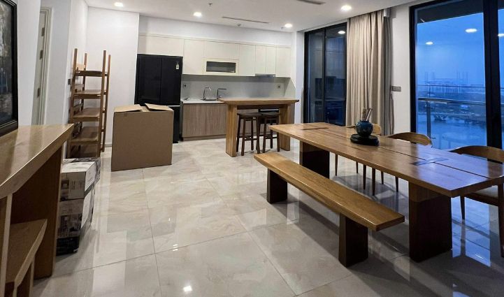 3-Bedroom Luxury Apartment Vinhomes Golden River, District 1 - $2,841/month 121sqm 2,841 USD/month
