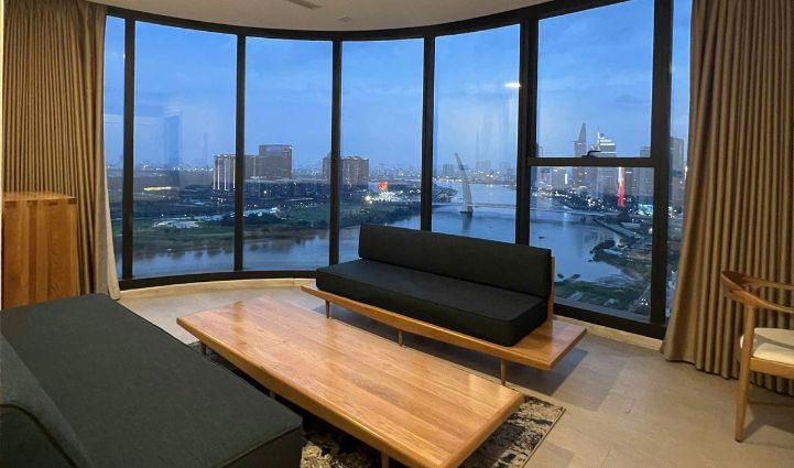 3-Bedroom Luxury Apartment Vinhomes Golden River, District 1 - $2,841/month 121sqm 2,841 USD/month