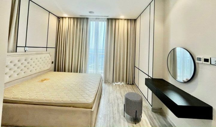 4-Bedroom Luxury Apartment Vinhomes Golden River, District 1 158sqm 3,300 USD/month
