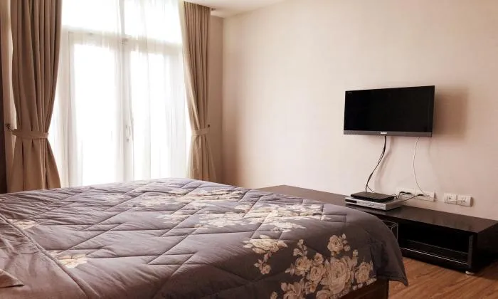 Amazing Wooden Style Three Bedroom Ben Thanh Tower Apartment For Rent District 1 HCMC 120sqm 2,500 USD/month