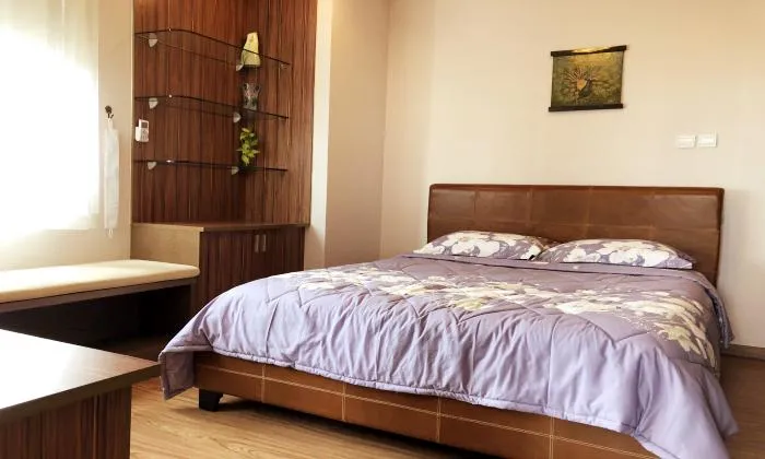 Amazing Wooden Style Three Bedroom Ben Thanh Tower Apartment For Rent District 1 HCMC 120sqm 2,500 USD/month