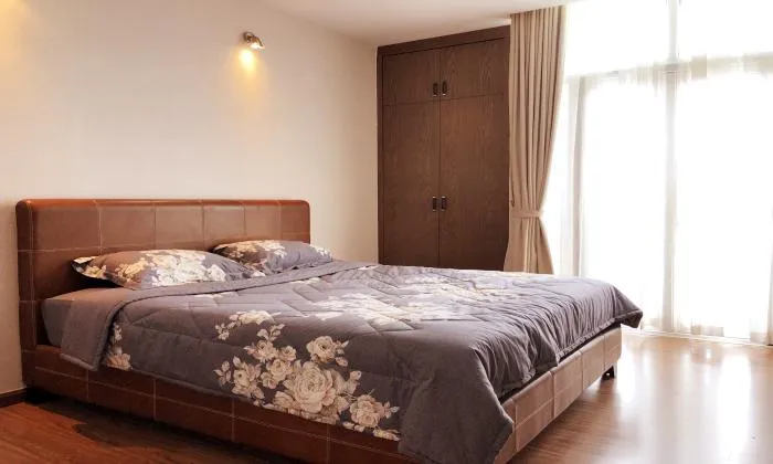 Amazing Wooden Style Three Bedroom Ben Thanh Tower Apartment For Rent District 1 HCMC 120sqm 2,500 USD/month