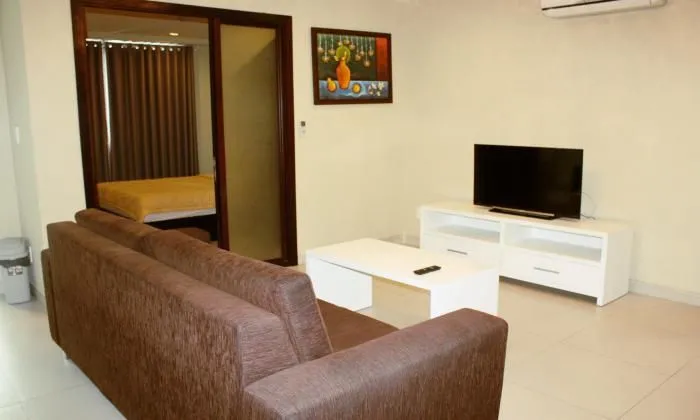 Apartment in International Plaza, District 1, Ho Chi Minh City 105sqm 850 USD/month