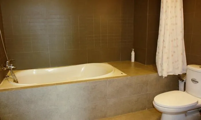 Apartment in International Plaza, District 1, Ho Chi Minh City 105sqm 850 USD/month