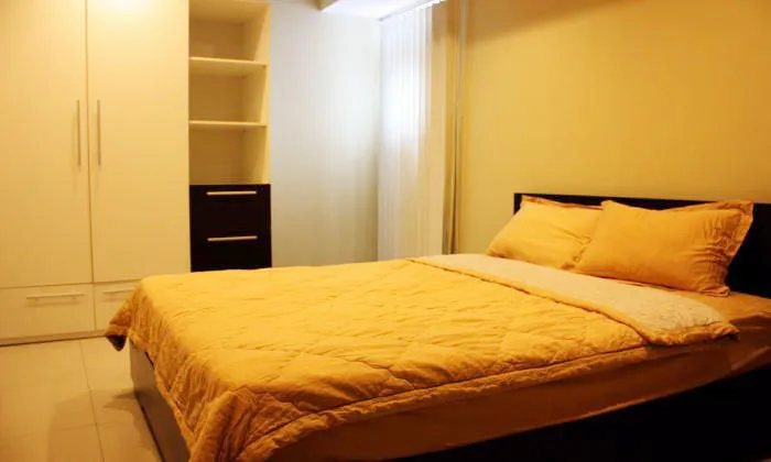 Two Beds Serviced Apartment in International Plaza District 1, HCMC 80sqm 1,200 USD/month