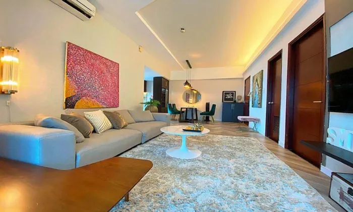 Incredible View Of Two Bedroom Sailing Tower Apartment For Rent in District 1 HCMC 90sqm 1,300 USD/month
