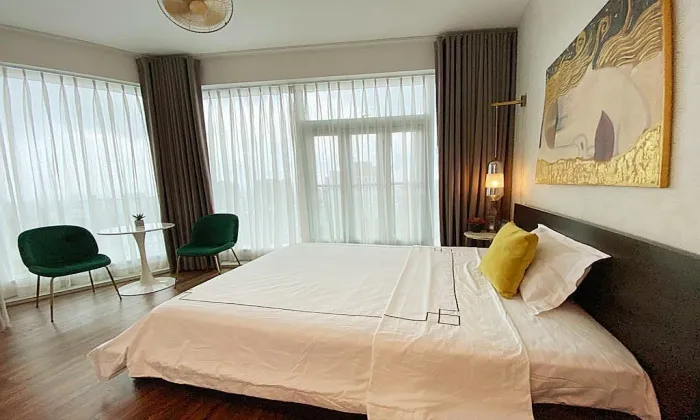 Incredible View Of Two Bedroom Sailing Tower Apartment For Rent in District 1 HCMC 90sqm 1,300 USD/month