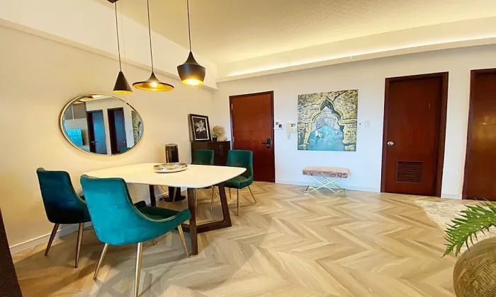 Incredible View Of Two Bedroom Sailing Tower Apartment For Rent in District 1 HCMC 90sqm 1,300 USD/month