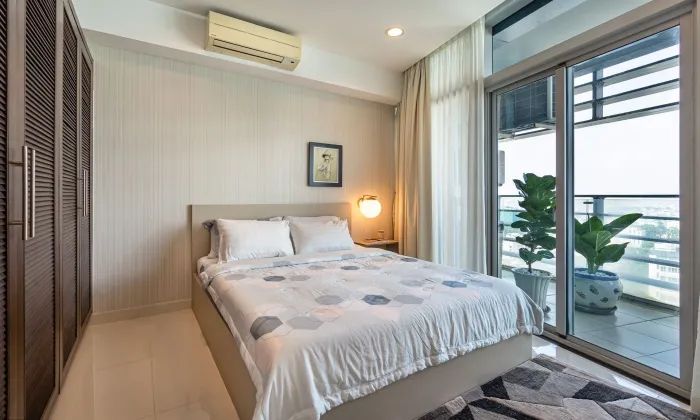Renovation Three Bedroom Apartment For Rent in Sailing Tower District 1 HCMC 124sqm 2,000 USD/month