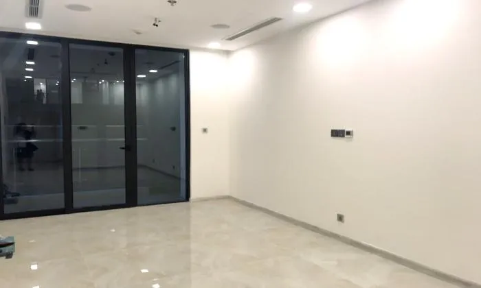 Unfurnished Vinhomes Golden River Apartment for rent HCMC 50sqm 850 USD/month