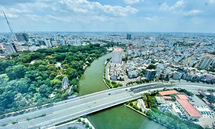 Viewing To The Zoo Three Bedroom Apartment in Golden River District 1 HCMC 110sqm 1,600 USD/month