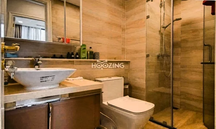 Good Quality Apartment For Rent in Vinhome Golden River HCM 70sqm 1,300 USD/month