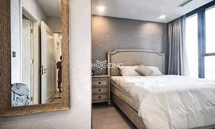 Good Quality Apartment For Rent in Vinhome Golden River HCM 70sqm 1,300 USD/month