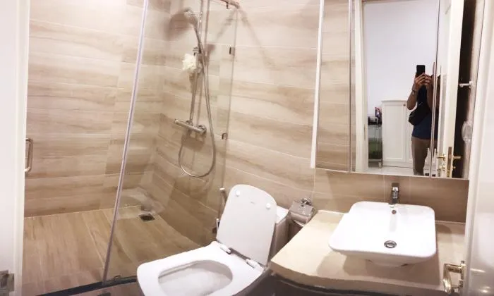Good Vinhomes Golden River Apartment For Rent HCMC 98sqm 1,600 USD/month