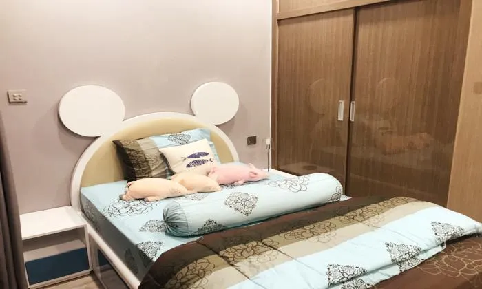 Big Size Vinhomes Golden River Apartment for rent HCMC 78sqm 1,200 USD/month