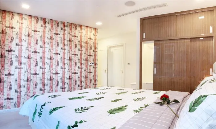 New Home Vinhomes Golden River Apartment For Rent HCMC 2sqm 1,600 USD/month