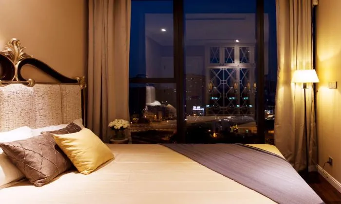 Good Unit Vinhomes Golden River Apartment For Rent HCMC 68sqm 1,300 USD/month