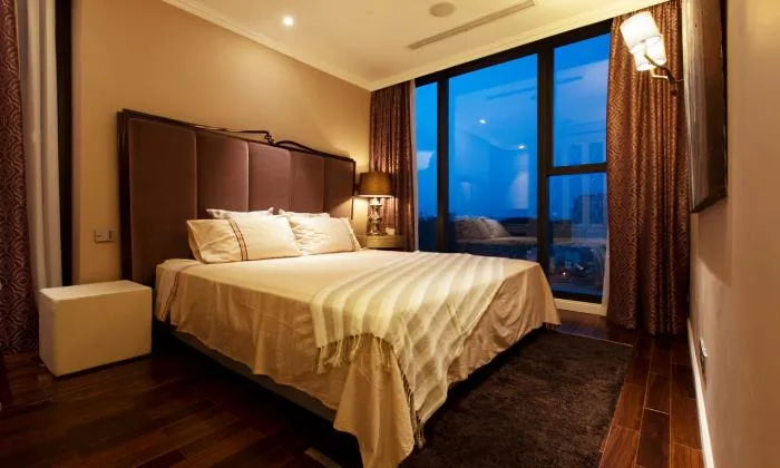 Good Unit Vinhomes Golden River Apartment For Rent HCMC 68sqm 1,300 USD/month