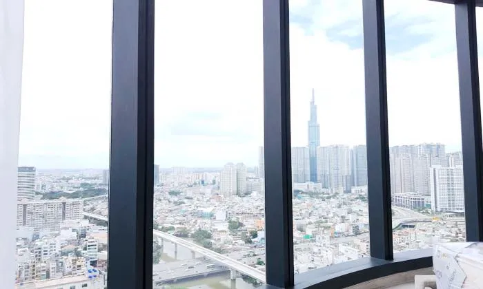 Amazing Three Bedrooms Apartment in Vinhomes Bason For Lease District 1 HCMC 136sqm 2,800 USD/month