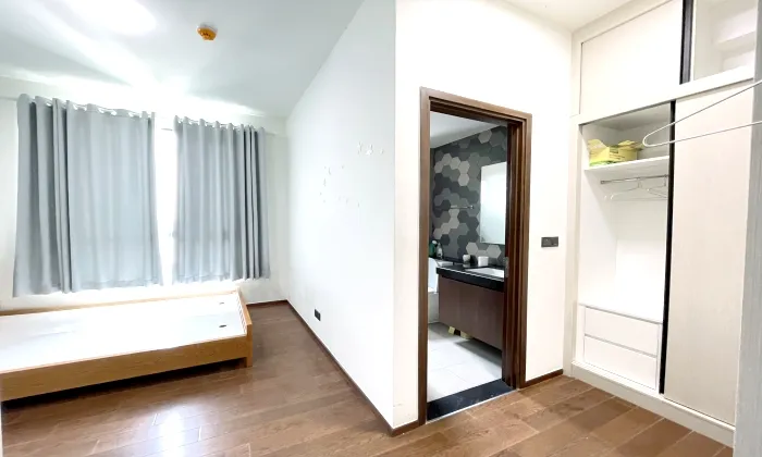 Furnished Fantastic View Four Bedroom The D'Edge Apartment in Thao Dien Thu Duc City 188sqm 5,000 USD/month