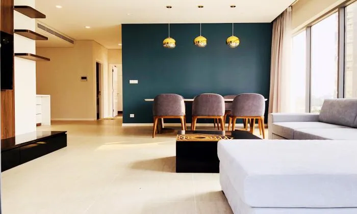 Pool View Of Three Bedroom Apartment in Diamond island District 2 HCMC 115sqm 1,500 USD/month
