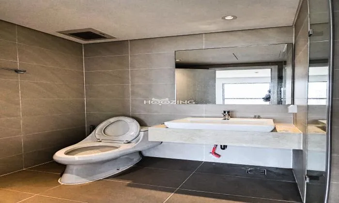 Unfurnished One Bedroom Apartment For Rent in Diamond Island District 2 HCMC 55sqm 600 USD/month