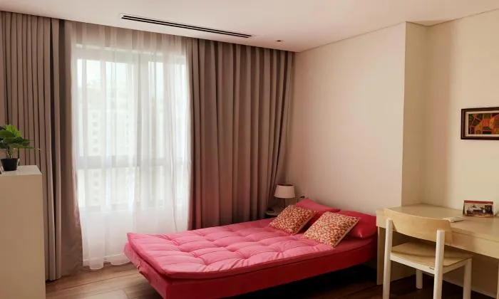 Three Bedroom Apartment Corner For Rent in Diamond Island DIstrict 2 Ho Chi Minh City 117sqm 1,500 USD/month