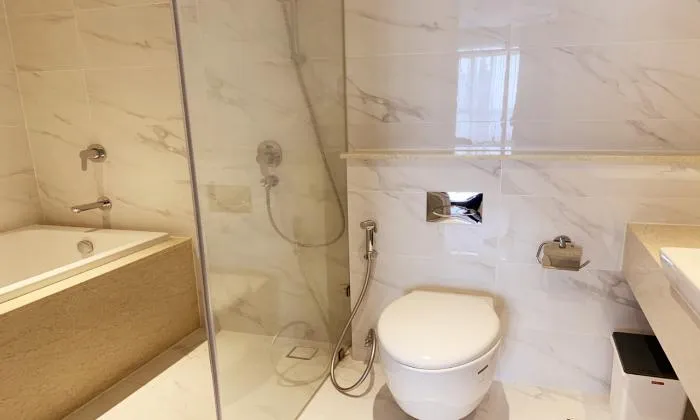 Three Bedroom Apartment Corner For Rent in Diamond Island DIstrict 2 Ho Chi Minh City 117sqm 1,500 USD/month