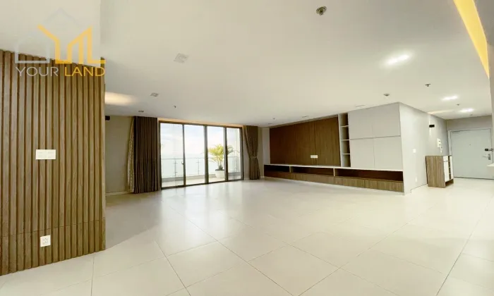 Three Bedroom Penthouse Apartment For Rent in Masteri Thao District 2 HCMC 210sqm 4,300 USD/month
